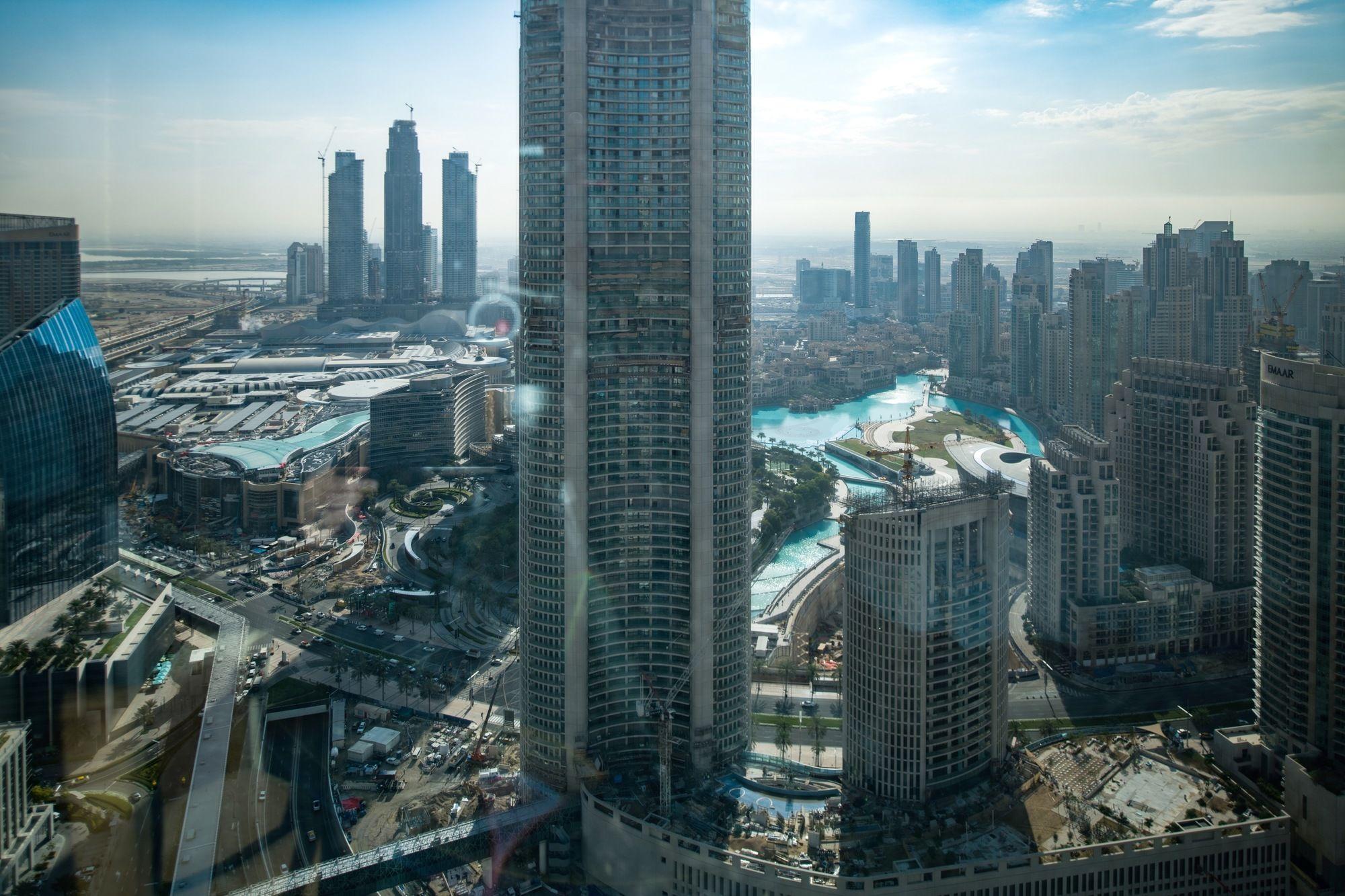 Dream Inn Apartments - 48 Burj Gate Downtown Skyline Views ดูไบ ภายนอก รูปภาพ